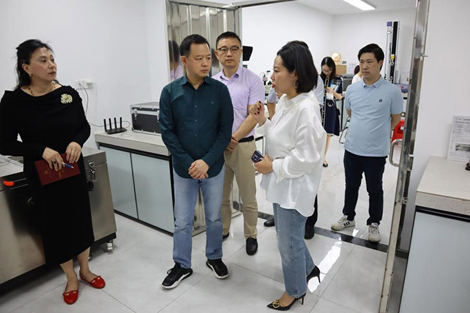 全聯(lián)觀察和CCTV9 全聯(lián)觀察和CCTV9